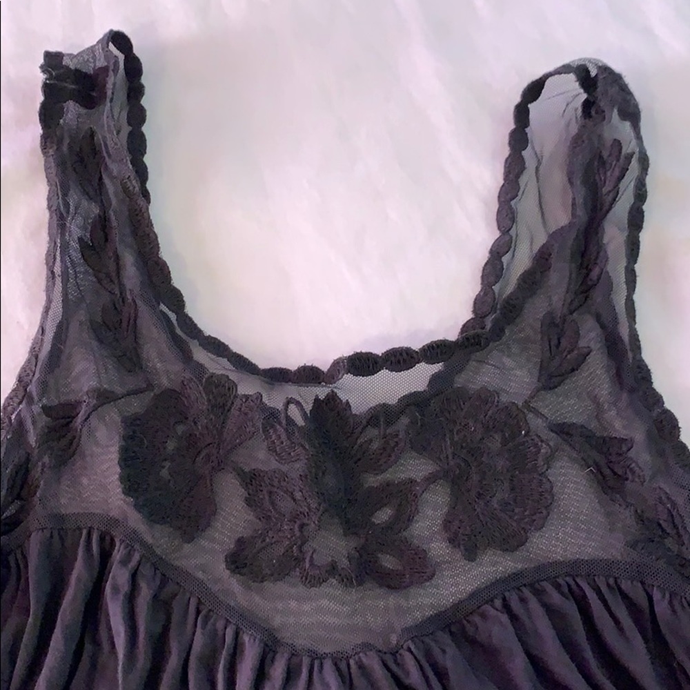 Tank top - Picture 2 of 3